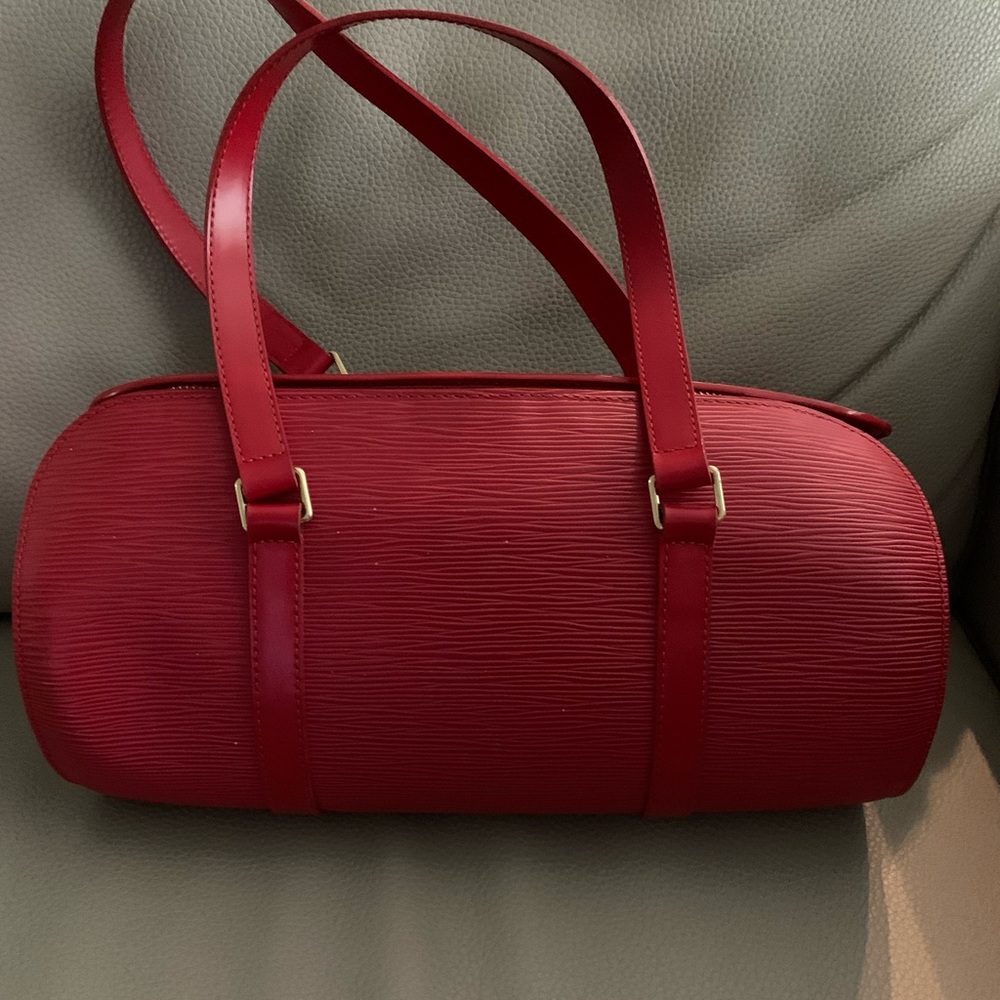 Louis Vuitton Epi Red Shoulder Bag - Picture 8 of 13
